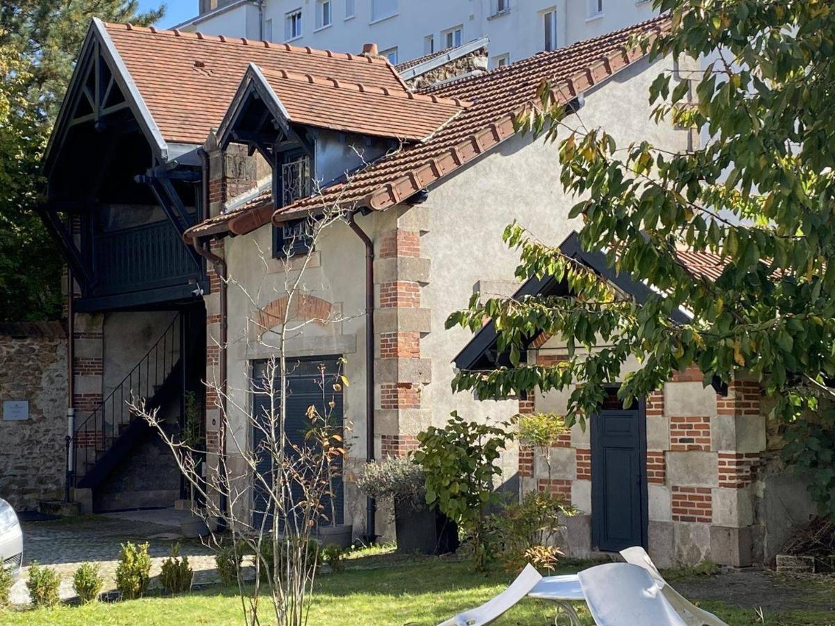La Villa Beaupeyrat - Apparthotels De Charme Dans Batisse De Caractere A 400M Du Coeur De Ville De Лимож Стая снимка